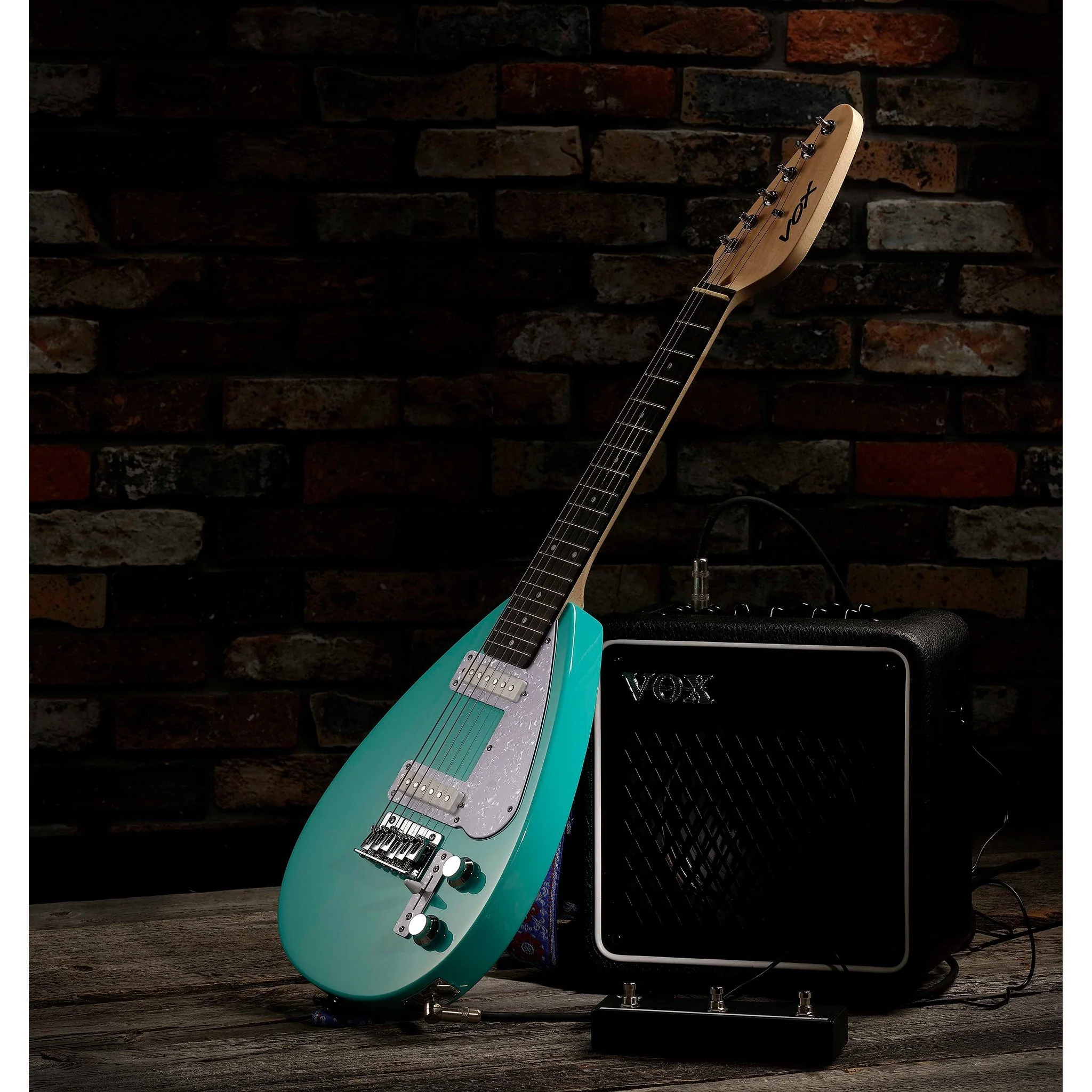Mark III Mini Electric Guitar - Image 11