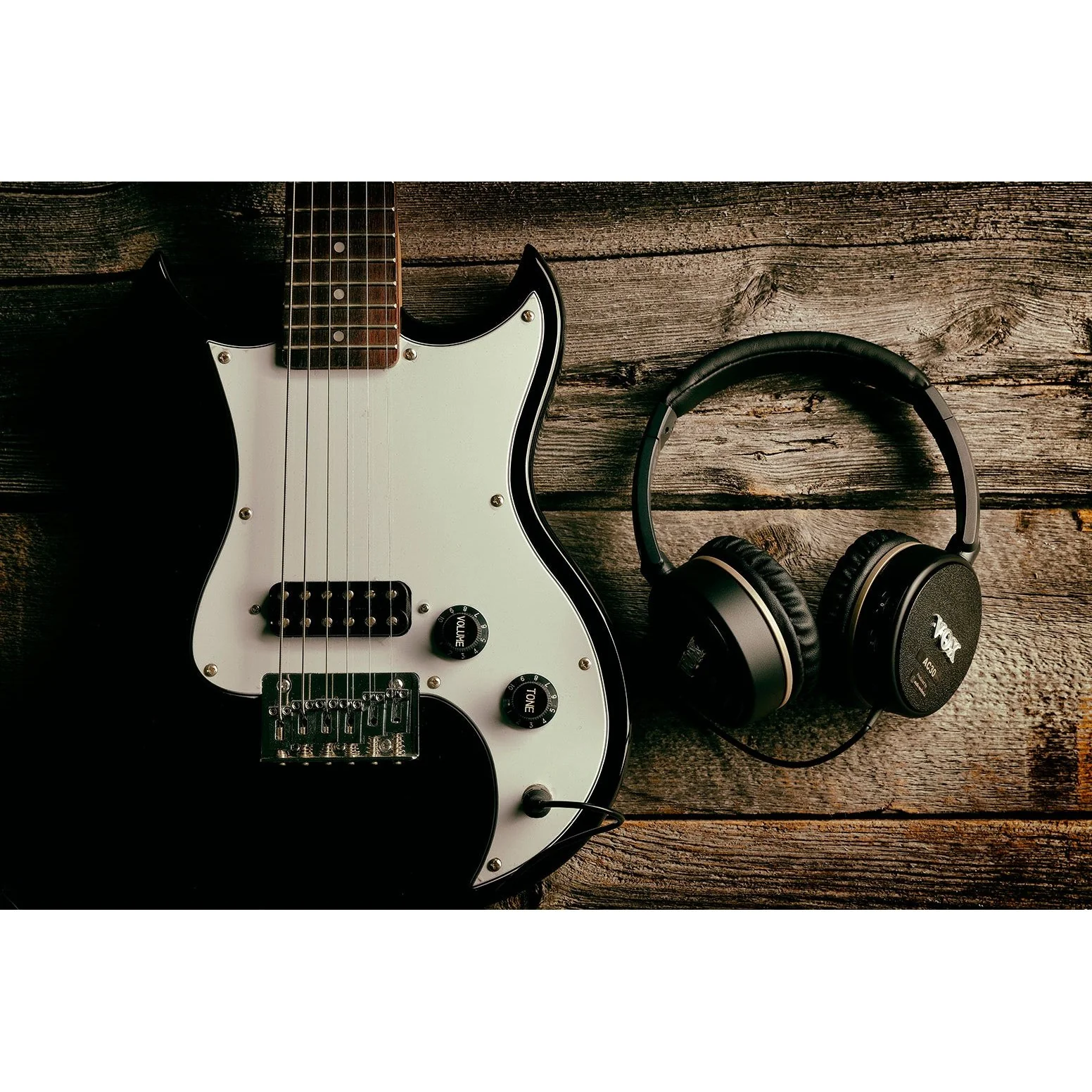 VGH AC30 Guitar Amp Headphones - Image 3