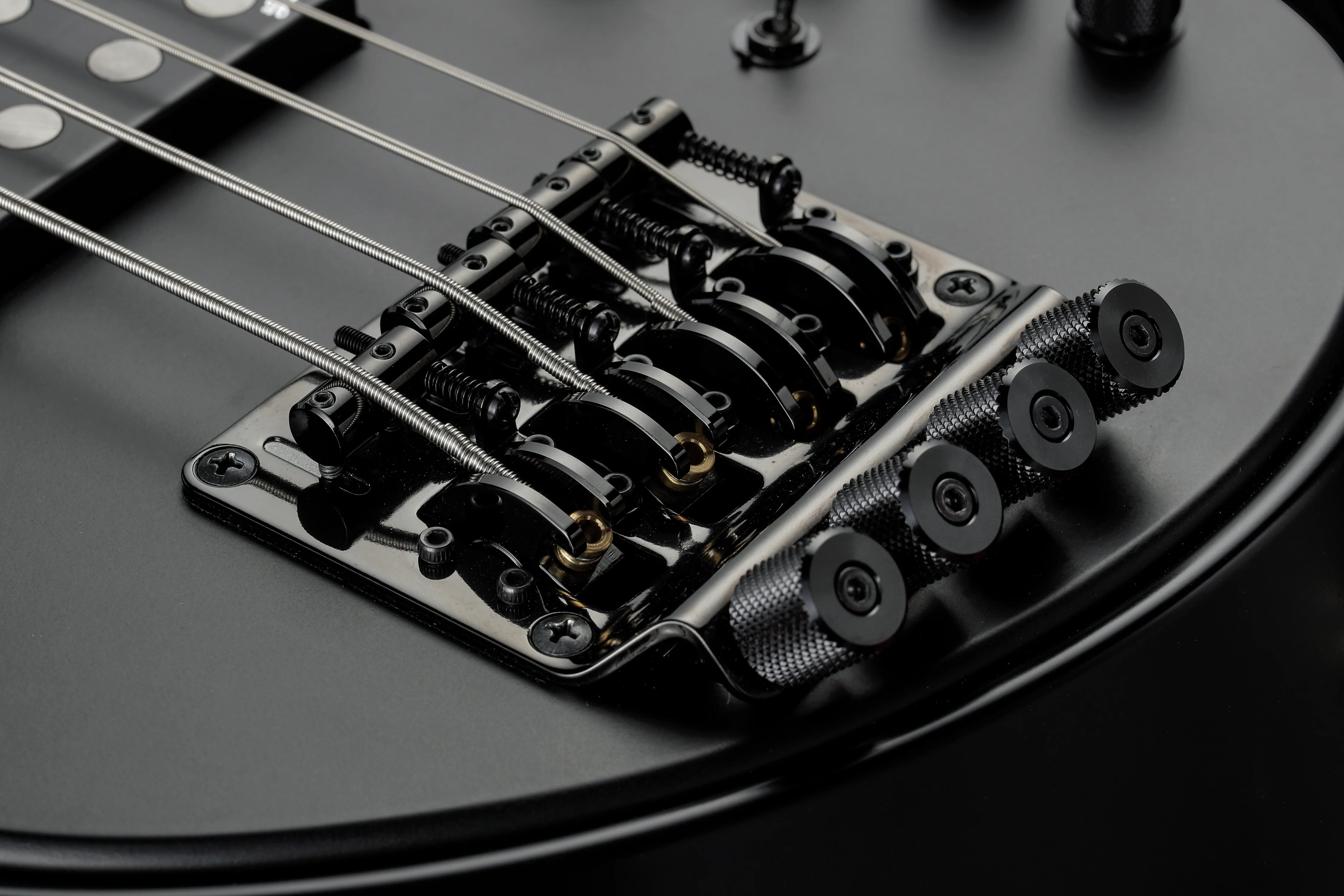 Starstream HL4 4-String Headless Bass Guitar - Image 6