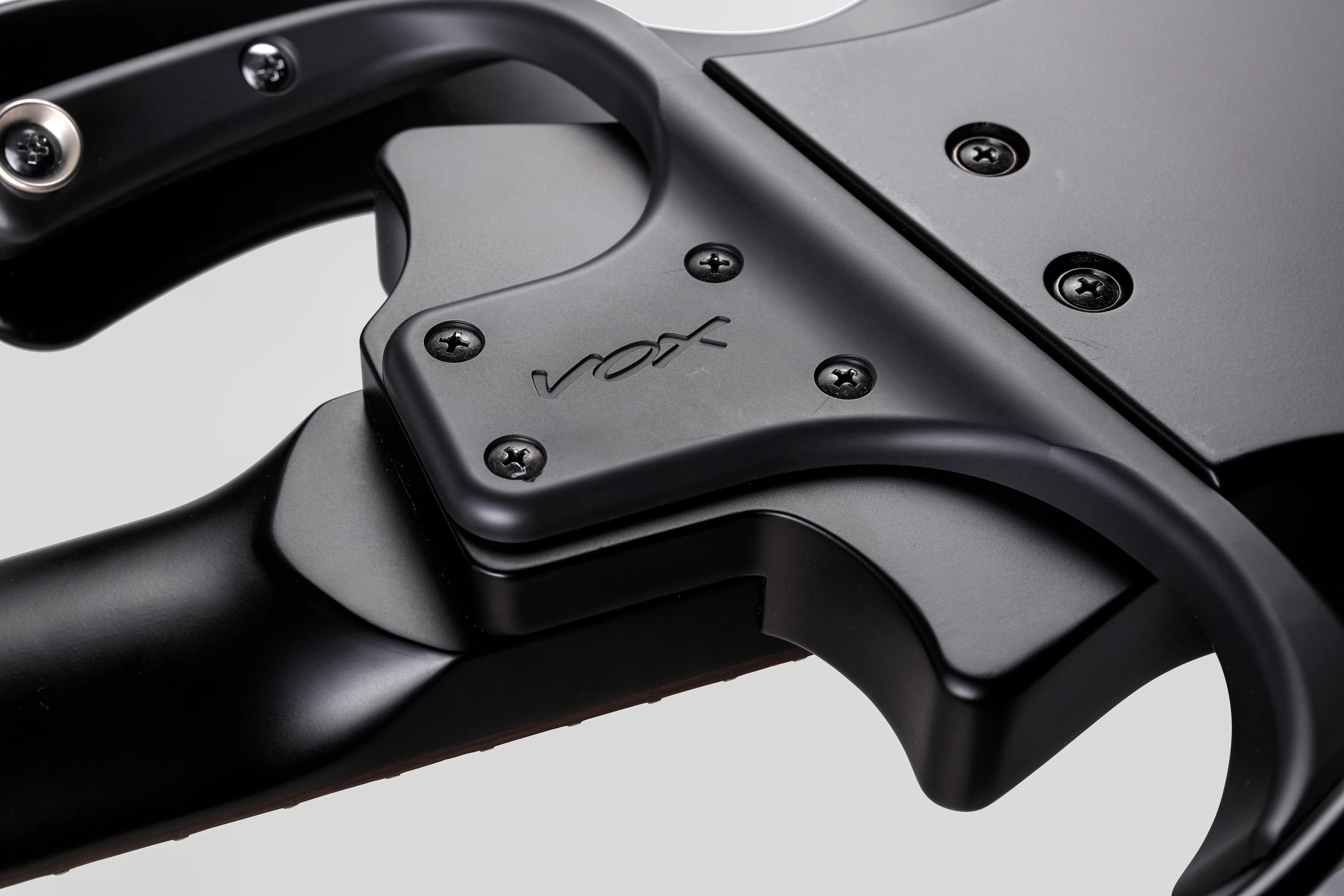 Starstream HL4 4-String Headless Bass Guitar - Image 7